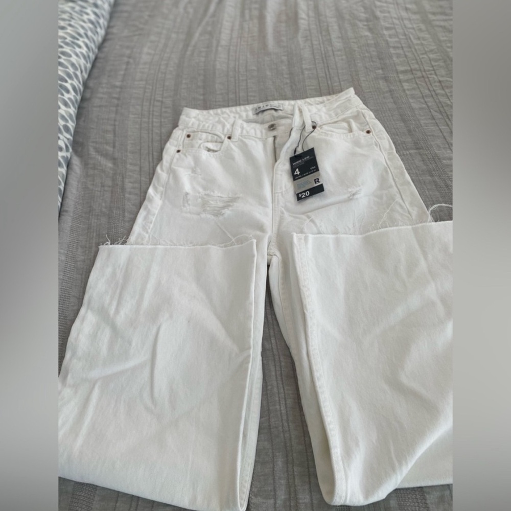 Primark Women's White Straight Leg Jeans - Picture 2 of 4